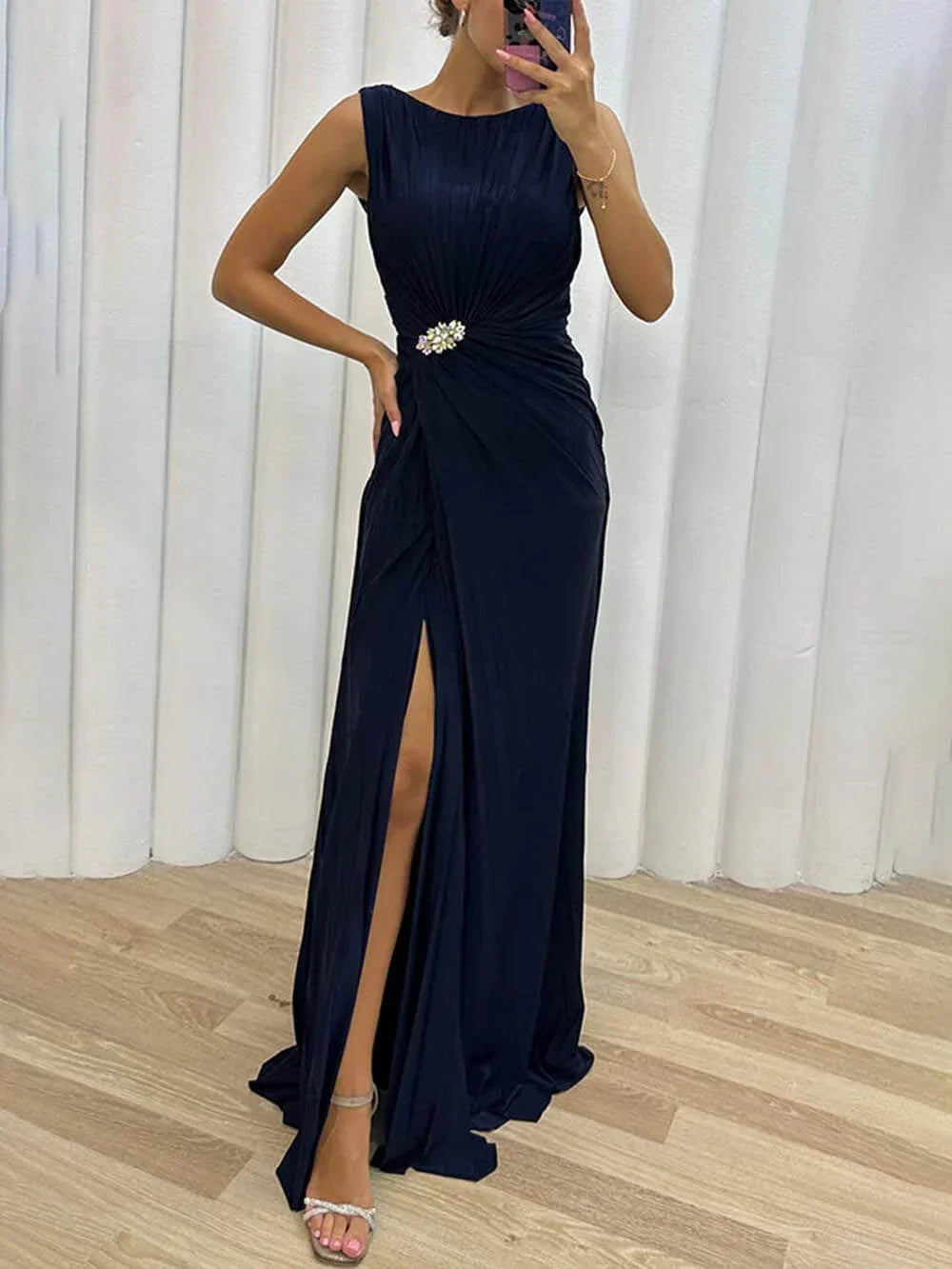 Kendra | Timeless Figure-Flattering Split Maxi Dress