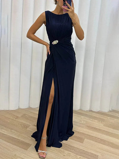 Kendra | Timeless Figure-Flattering Split Maxi Dress