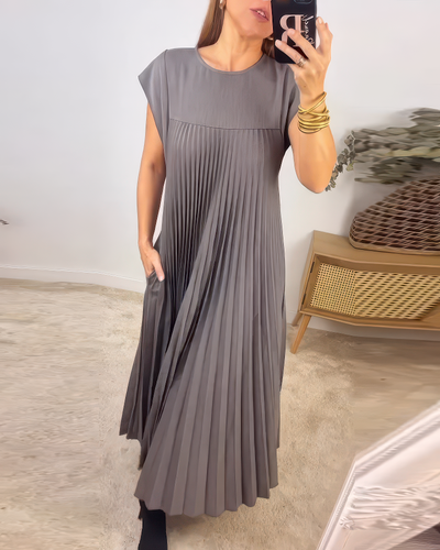 Clarissa | Elegant Long Dress in Classic Style