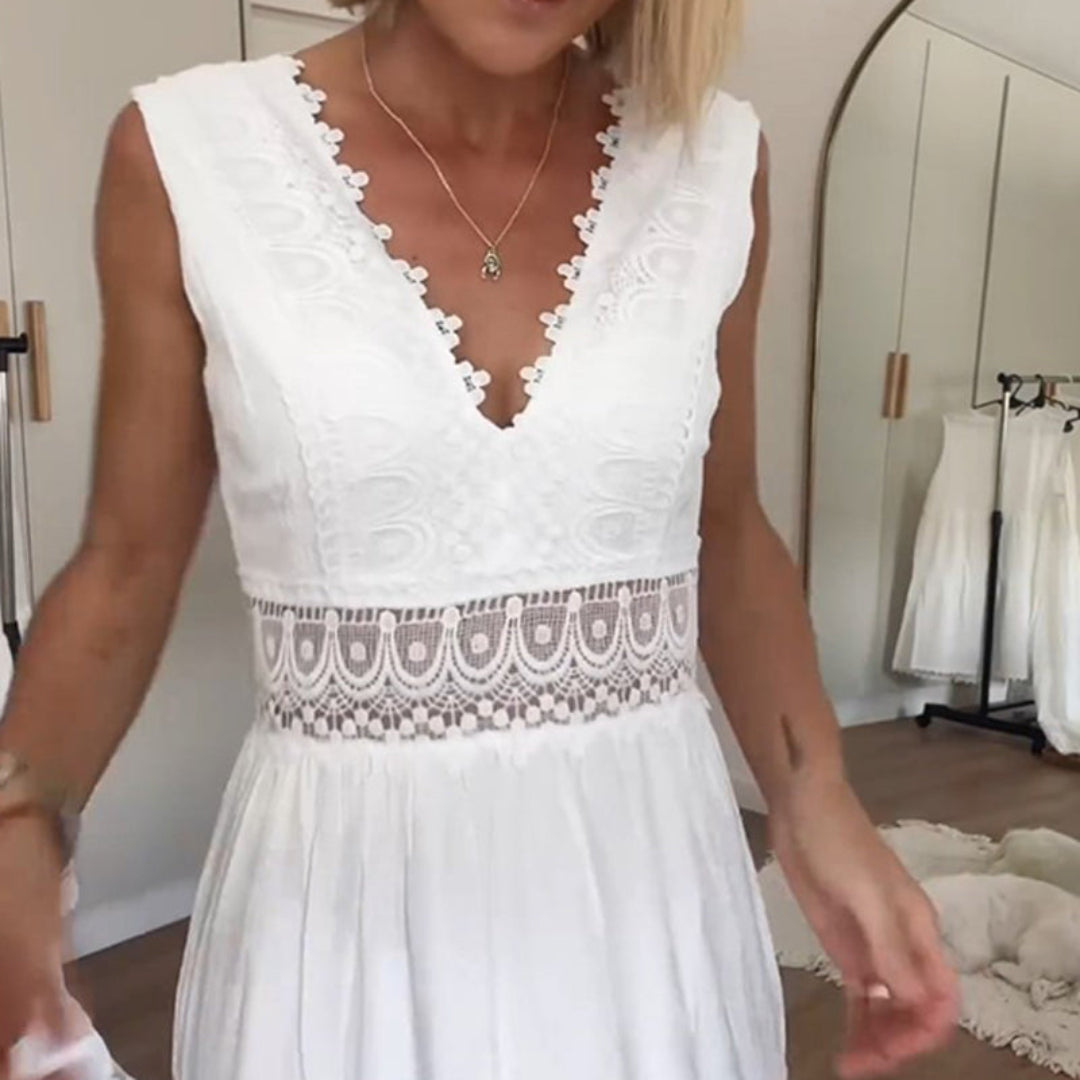 Sienna | Dress with V-Neck