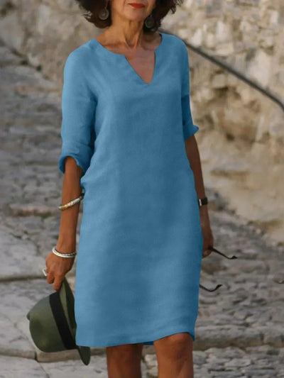 Beatrice | Elegant Dress with Raised V-Neck