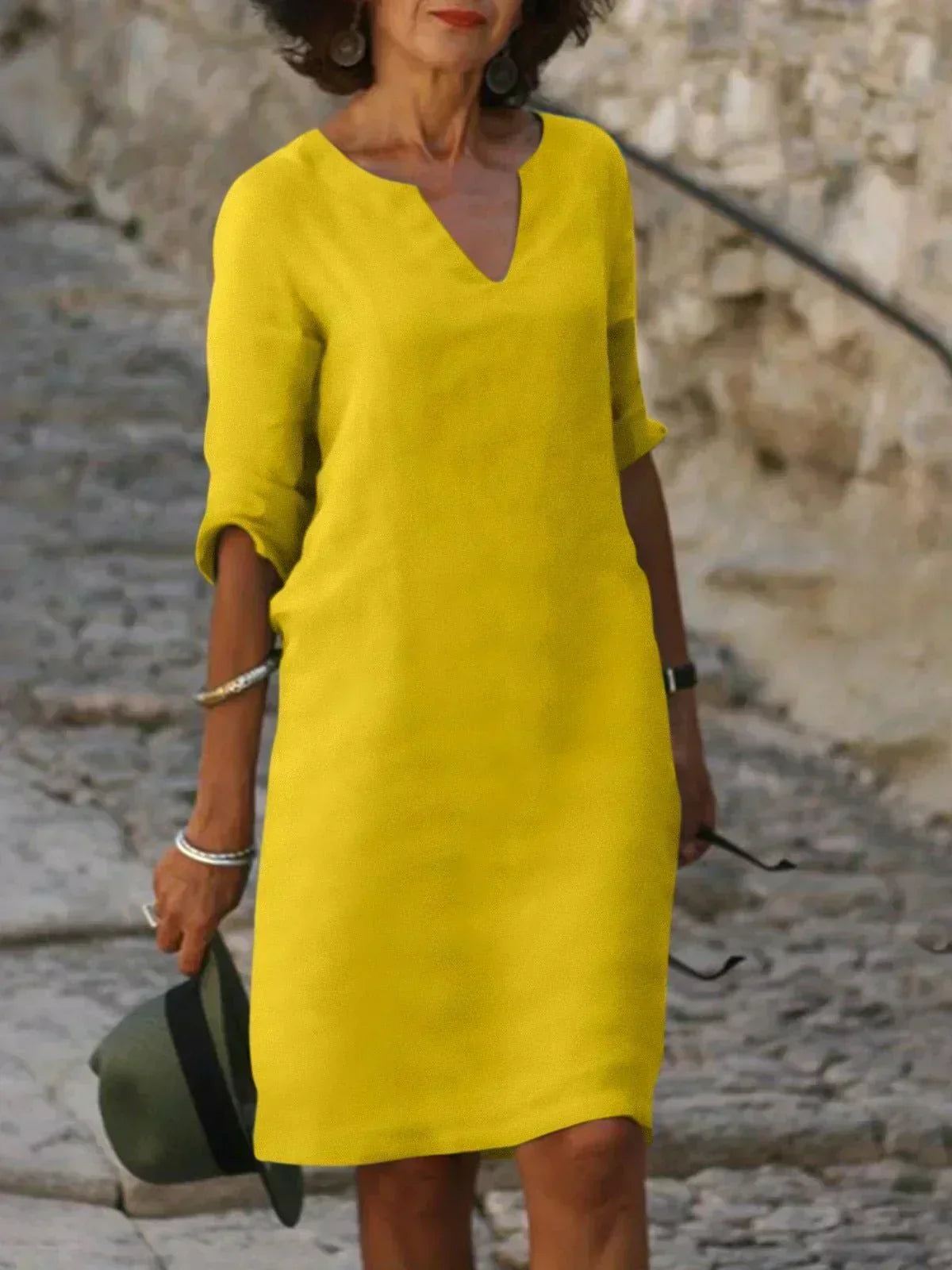 Beatrice | Elegant Dress with Raised V-Neck